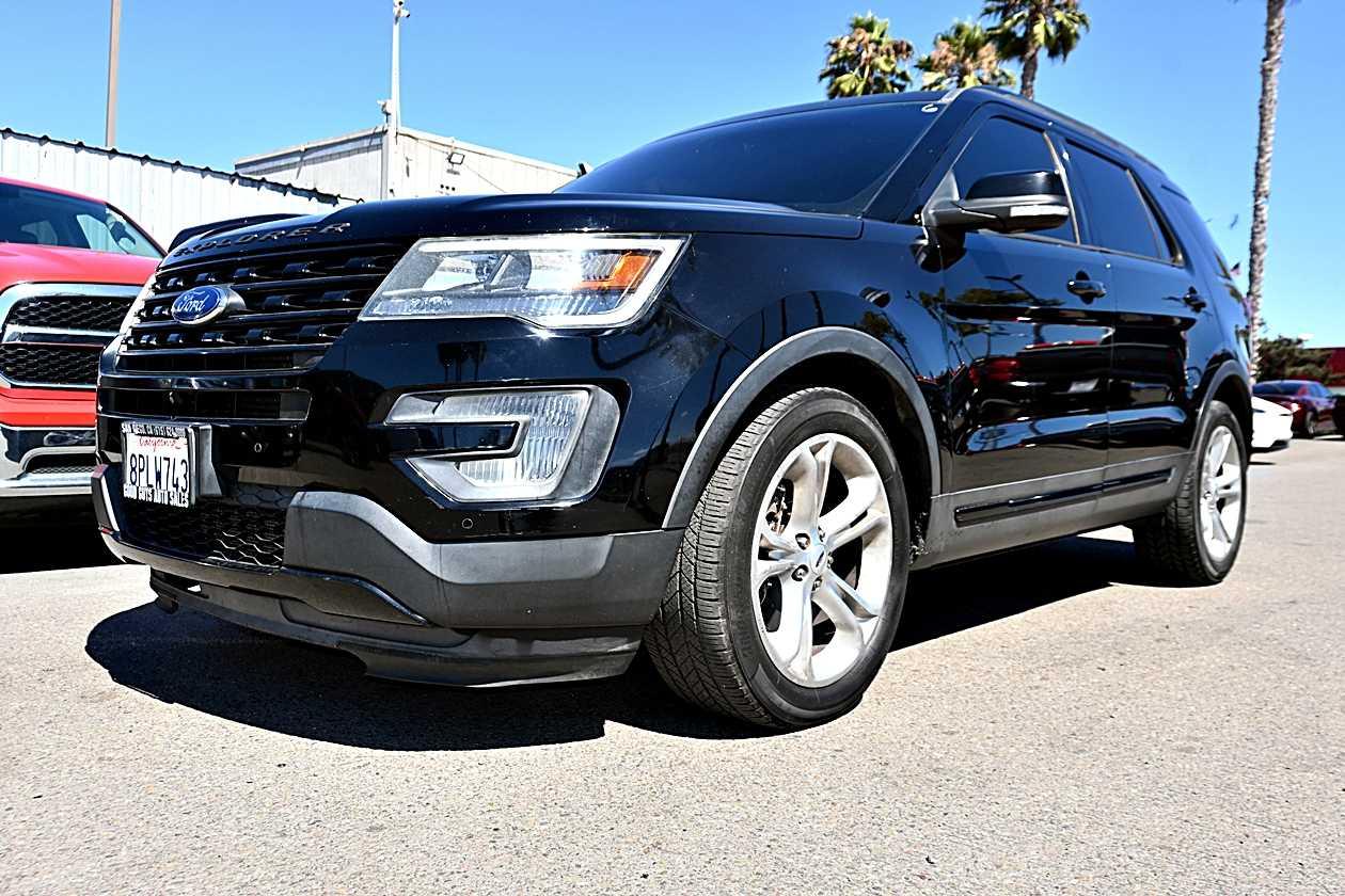 2016 Ford Explorer